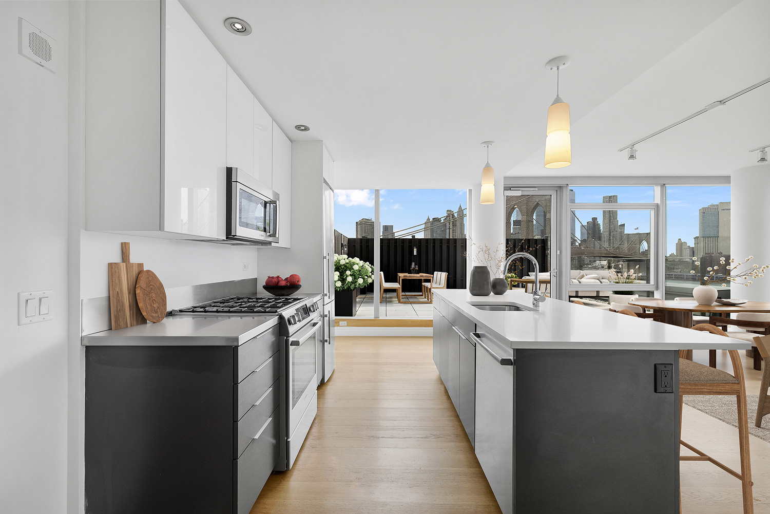 60waterさん専用です DUMBO Luxury Waterfront Apartments | 60 Water | Two Trees